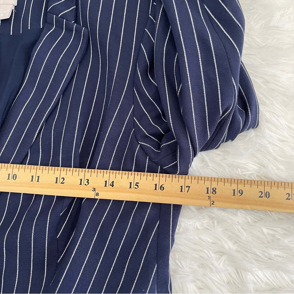 Chicos Blazer Jacket Womens 4/6 Navy White Pinstripe Ruffle Sleeve Office - Picture 7 of 10